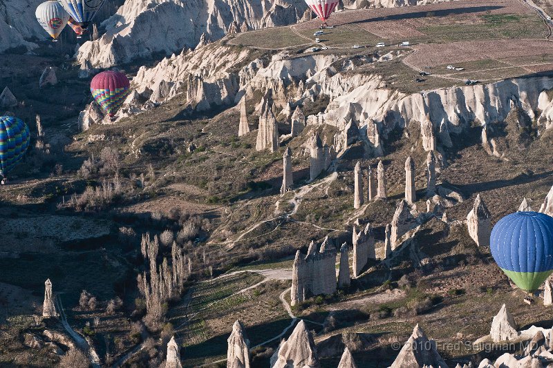 20100405_073143 D300.jpg - Ballooning in Cappadocia